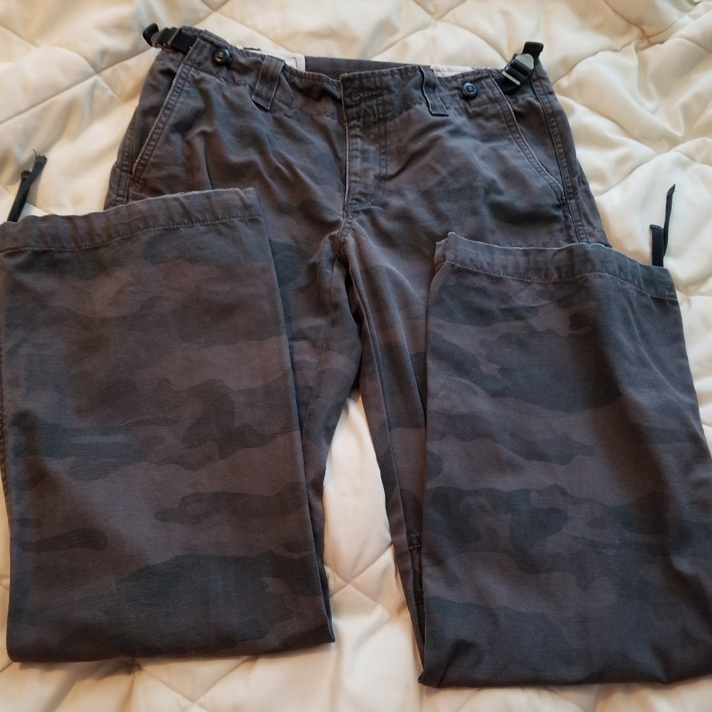 Gap Camo Cargo pants